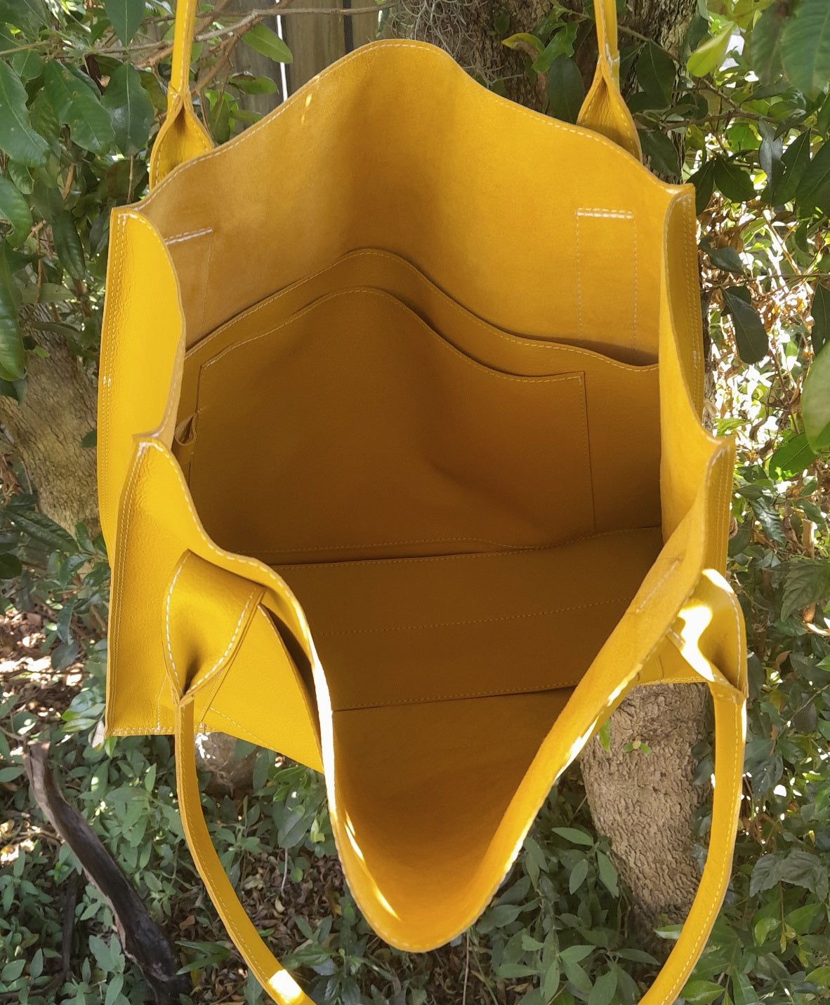 Kangaroo leather tote bag - mustard yellow