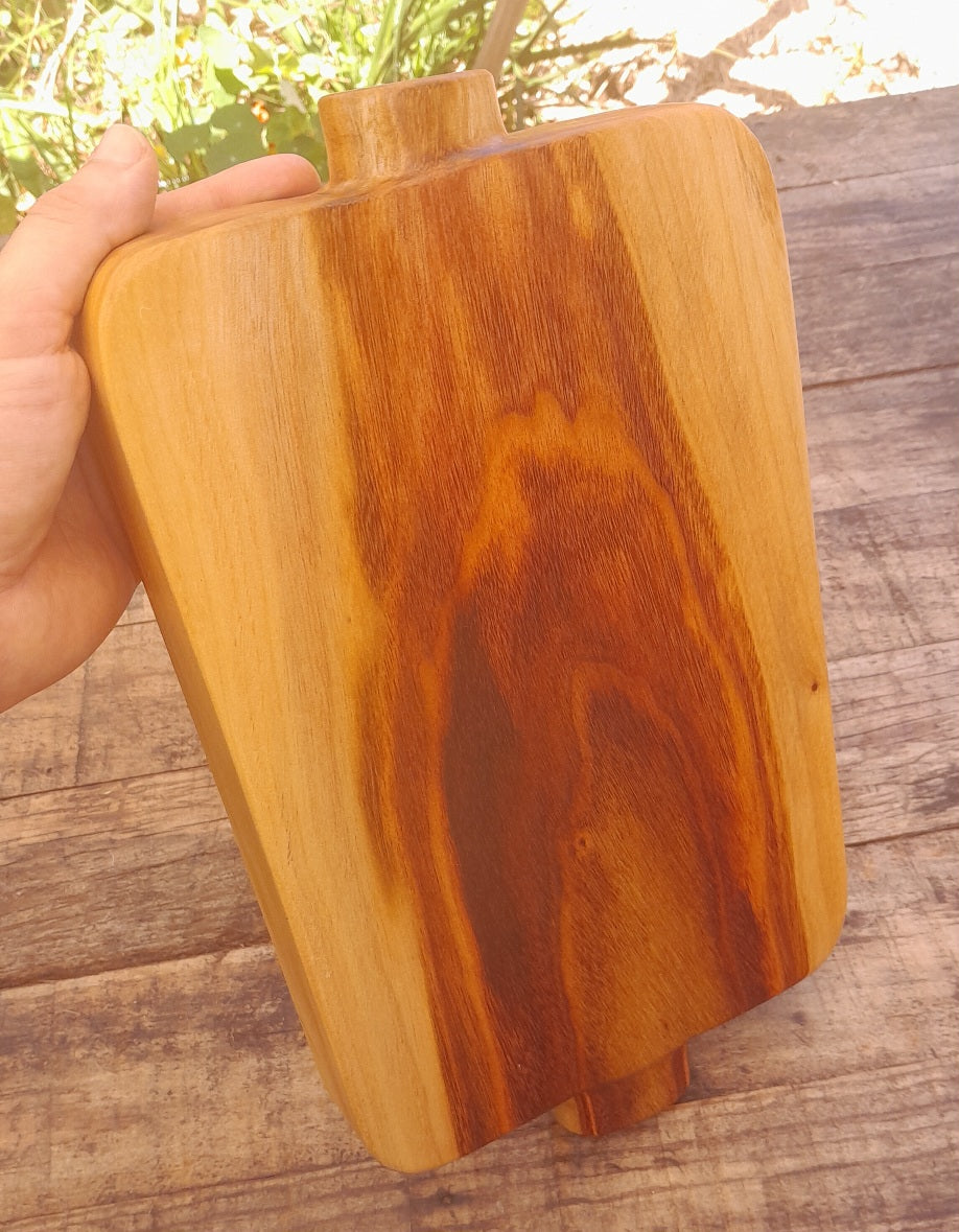 Knobbly Trencher Board - Camphor Laurel