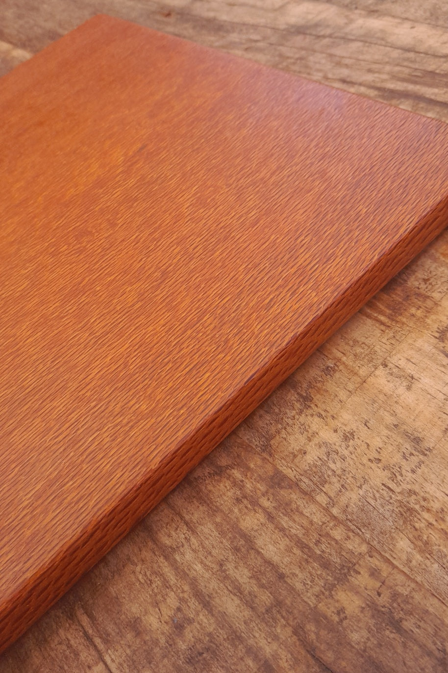 Banksia cutting serving board - small