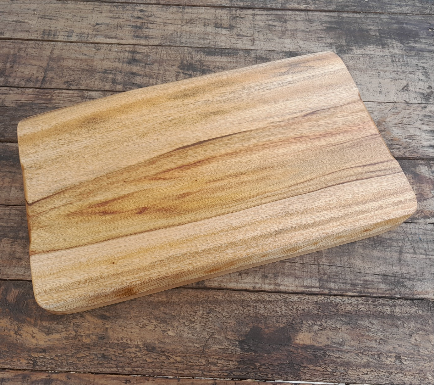 Camphor Laurel cutting board with moat