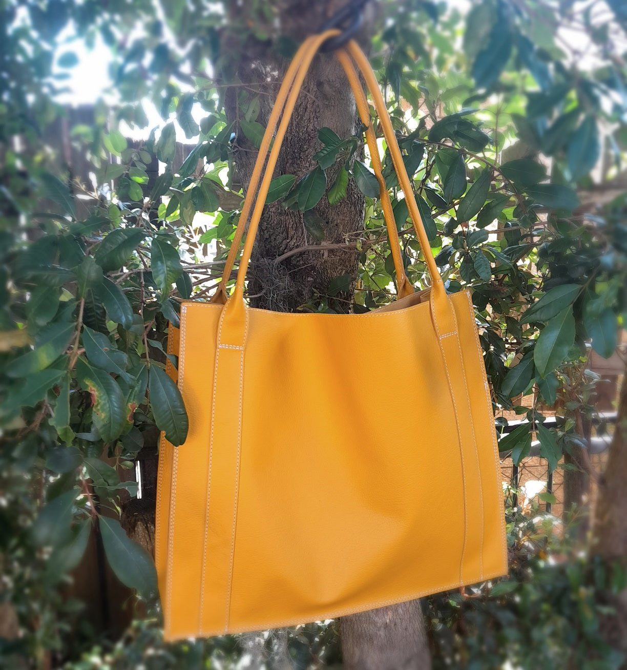 Kangaroo leather tote bag - mustard yellow