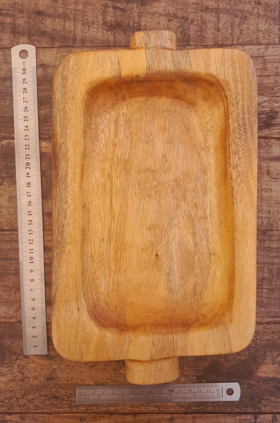 Knobbly Trencher Board - Camphor Laurel