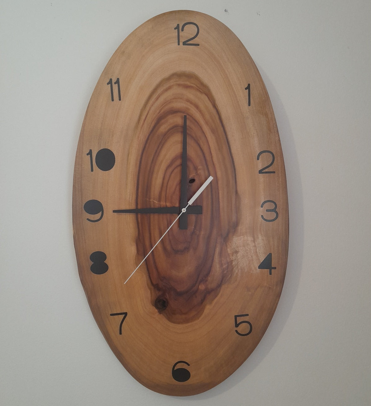 Clock with American-made movement - Tree Ring Camphor Laurel
