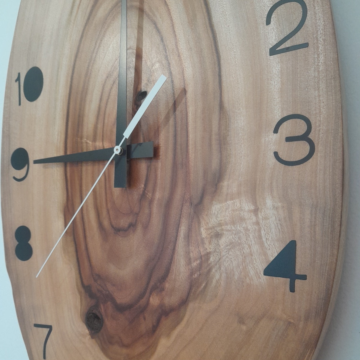 Clock with American-made movement - Tree Ring Camphor Laurel